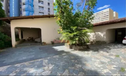 Casa com 3 quartos à venda no Centro, Governador Valadares 