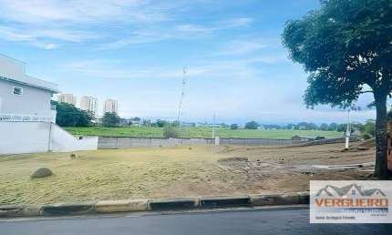 Terreno residencial no condomínio Golden Park, em Jacareí