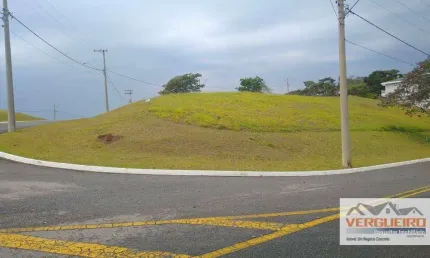 Terreno no condomínio Quinta dos Lagos, em Paraibuna