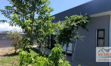 Casa com 2 dormitórios à venda por R$ 900.000 - Jardim das Flores - São José dos Campos/SP
