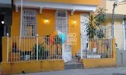 Casa residencial ou comercial, botafogo, 6 quartos, todos com banheiro, grande salão na frente e co