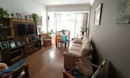Apartamento, Tijuca, 3 quartos, banheiro social, sala, cozinha com armários, dependência de emprega
