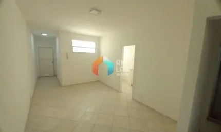 MEIER, DR PACHE DE FARIAS, SALA, 1 DORMITÓRIO, COZINHA , BANHEIRO E ÁREA
