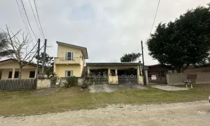 Casa para Venda em Matinhos, Balneário Gaivotas, 2 dormitórios, 1 banheiro, 2 vagas
