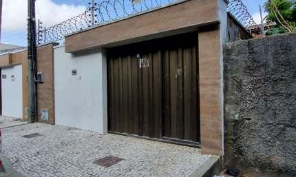 Casa com 3 quartos para alugar no José de Alencar, Fortaleza 