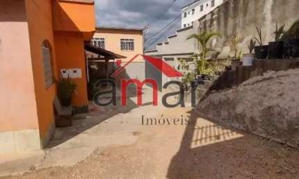 Casa com 3 quartos à venda na Califórnia, Belo Horizonte  por R$ 540.000