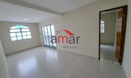Casa com 3 quartos para alugar na Santa Terezinha, Belo Horizonte  por R$ 4.450