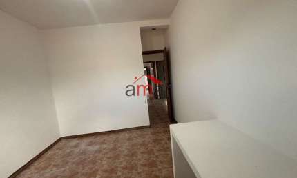 Casa com 3 quartos para alugar no Alípio de Melo, Belo Horizonte  por R$ 2.890