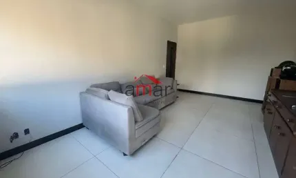 Casa com 3 quartos à venda em Paquetá, Belo Horizonte  por R$ 1.000.000