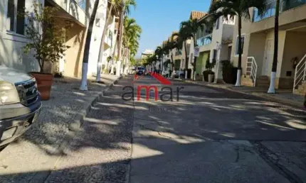 Casa em condomínio fechado com 3 quartos à venda no cabral, contagem  por r$ 680.000