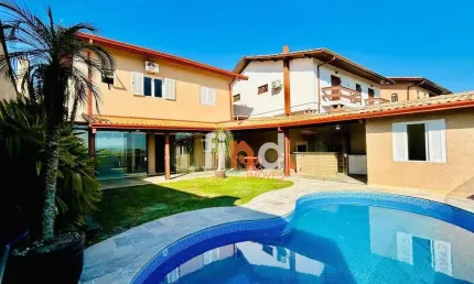 Casa com 4 suítes à venda, 341 m² por R$ 1.790.000 - São Paulo ll - Granja Viana - Cotia/SP