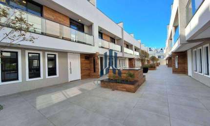 Sobrado com 3 dormitórios à venda, 280 m² por R$ 1.651.600,00 - Santo Inácio - Curitiba/PR