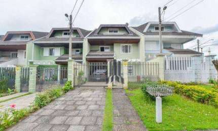 Sobrado com 3 dormitórios à venda, 185 m² por R$ 1.300.000,00 - Bacacheri - Curitiba/PR