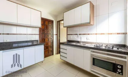 Sobrado com 3 dormitórios para alugar, 129 m² por R$ 4.654,00/mês - Pilarzinho - Curitiba/PR
