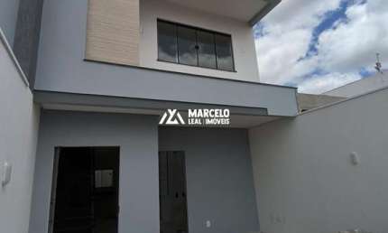 Vendo Casa tipo duplex com excelente acabamento de 3/4 sendo 01 suíte e apenas R