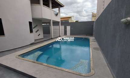 Vendo Casa de Alto padrão com 4/4 + dependência Completa + Piscina + terreno de