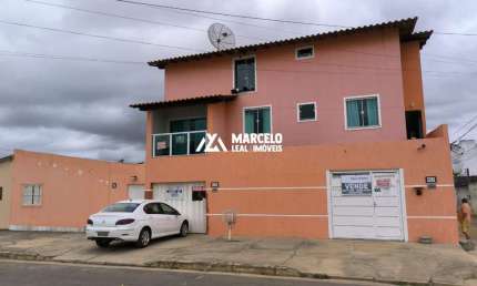 Vendo Bela casa com terraço com + 02 casas alugadas (gerando renda)  na Urbis VI
