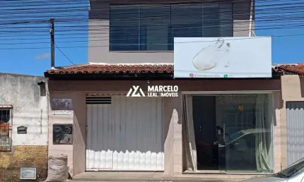 Casa à Venda em Vitória da Conquista: 5 Dormitórios, 02 Suites - R$430.000,00