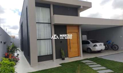 Linda Casa de Alto padrão com 4/4 sendo 02 suítes, Usina de energia Solar com ca