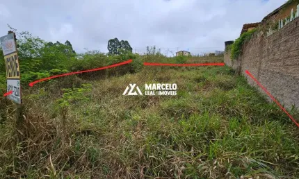 Lote a venda em rua asfaltada no Candeias com 360m² a poucos metros da Fainor em