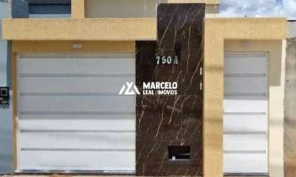 Vendo linda Casa  linda com 3 quartos, sendo 01 suíte e 02 salas  no Bairro Comv