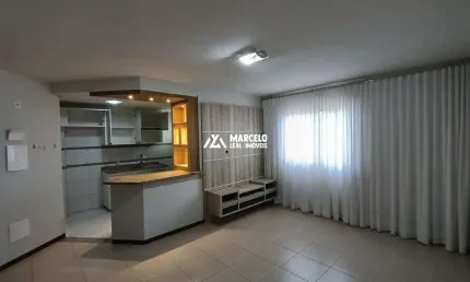 Vendo apto de 2/4 sendo 01 suíte com móveis planejados e 02 vagas no 7º em condo