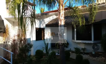 Casa com 3 quartos à venda na Rua Professor Lindolpho Machado, Centro, Caçapava