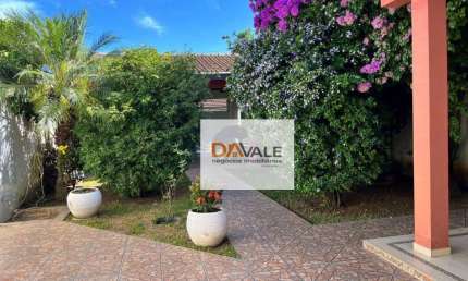 Sobrado à venda, 239 m² por R$ 980.000,00 - Vila Resende - Caçapava/SP