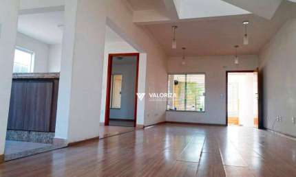 Casa com 5 quartos para alugar, 270 m² por R$ 4.698/mês - Vila Hortência - Sorocaba/SP