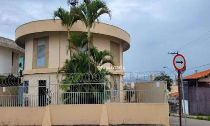 Casa com 4 dormitórios à venda, 278 m² por R$ 620.000,00 - Vila Trujillo - Sorocaba/SP