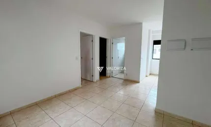 Apartamento com 2 dormitórios à venda, 43 m² por R$ 215.000,00 - Centro - Votorantim/SP