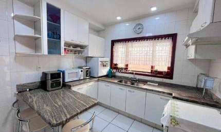 Casa com 3 quartos, sendo 1 suíte à venda, 256 m² por R$ 880.000 - Jardim Europa - Sorocaba/SP