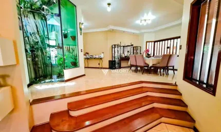 Casa com 3 quartos, sendo 1 suíte com closet à venda, 259 m² por R$ 1.150.000 - Vila Trujillo - Sorocaba/SP