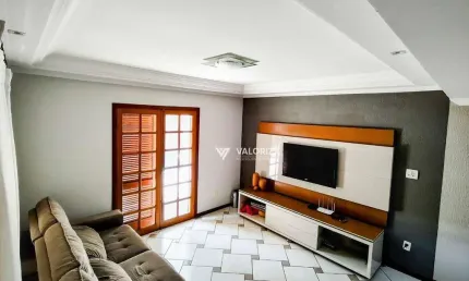 Casa com 4 quartos, sendo 1 suíte à venda, 232 m² por R$ 980.000 - Jardim Astro - Sorocaba/SP