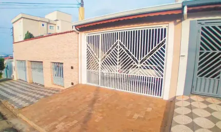 Casa com 2 dormitórios à venda, 118 m² por R$ 450.000,00 - Vila Fiori - Sorocaba/SP