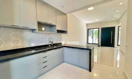 Casa com 3 quartos, sendo 1 suítes à venda, 114 m² por R$ 830.000 - Condomínio Terras de São Francisco - Sorocaba/SP