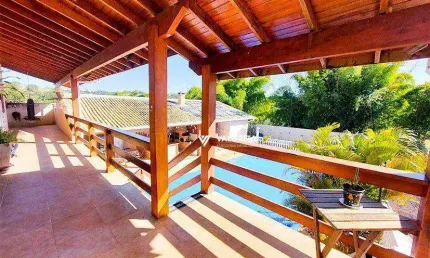 Casa com 3 quartos à venda, 750 m² por r$ 1.500.000 - condomínio village araçoiaba - araçoiaba da serra/sp
