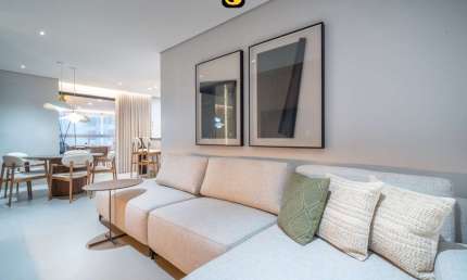 Apartamento com 3 quartos com suíte, Varanda Gourmet com Churrasqueira, 2 ou 3 vagas no Bairro Jardim Finotti em Uberlândia/MG