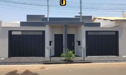 Casa à venda com 3 quartos, suíte, Área gourmet, 2 vagas, 100m2 construção, em Uberlândia-MG, bairro Vida Nova.