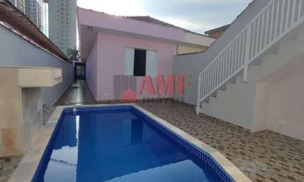 Casa com Edicula à 80 metros da Praia do Vera Cruz em Itanhaém