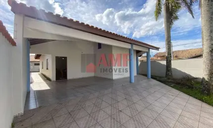 Casa com Piscina a 400 metros da praia no Cibratel II
