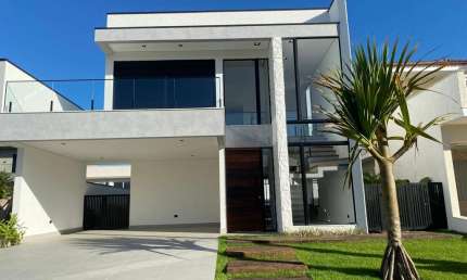 Casa à venda no Bougainvillee IV, Peruíbe 