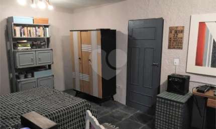 Casa com 4 quartos à venda na Alameda Professor Lucas Nogueira Garcez, --, Vila Thais, Atibaia