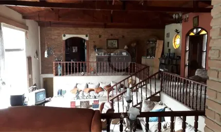 Casa com 3 quartos à venda na Lamartine Fagundes, --, Vila Santista, Atibaia
