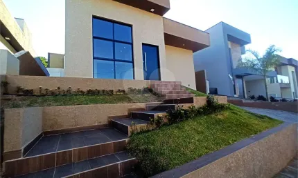 Condomínio com 3 quartos à venda em Chácaras Maringá - SP