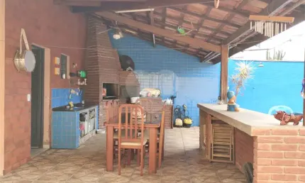 Casa térrea com 2 quartos à venda em Jardim Alvinópolis - SP