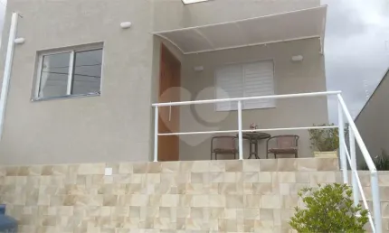 Casa térrea com 3 quartos à venda em Jardim Estância Brasil - SP