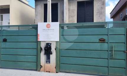 Sobrado com 3 quartos à venda em Jardim Maristela - SP