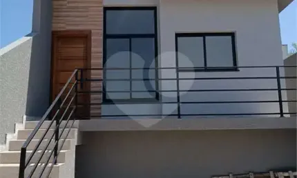 Condomínio com 3 quartos à venda em Jardim Das Cerejeiras - SP