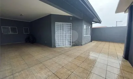 Casa com 3 quartos à venda na Yadoya, --, Centro, Bom Jesus dos Perdões